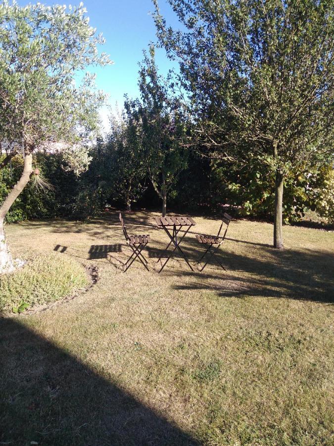 Chambre Agreable Au Calme Saint-Hilaire-Petitville Kültér fotó