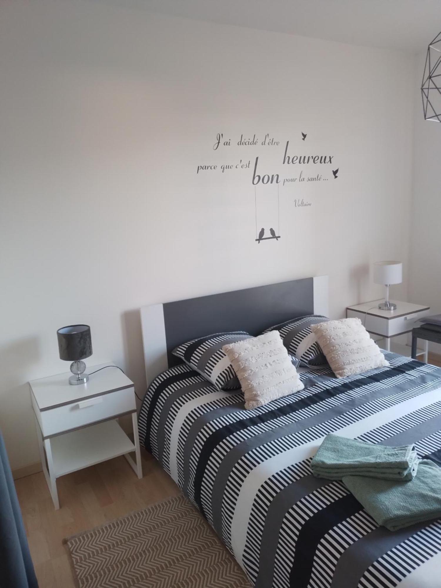 Chambre Agreable Au Calme Saint-Hilaire-Petitville Kültér fotó